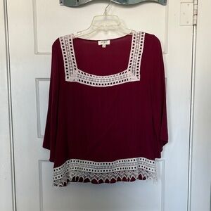 Umgee Beautiful Burgundy Lace Trim Top Size M